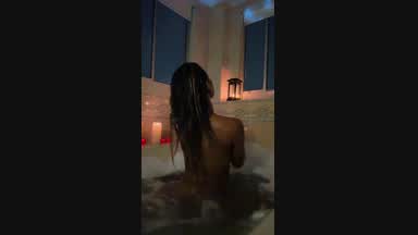 Jacuzzi
