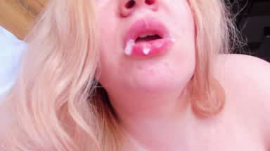 RIDE DILDO / EYES CONTACT