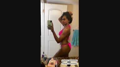 Want to go swimming with me? 🏊🏾‍♀️