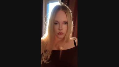 Come play with me - Eva