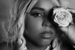 REBEKA + ROSES