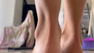 Clean my dirty feet