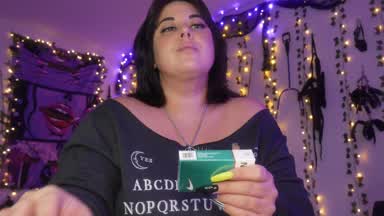 come little ashtray...your are needed