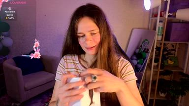 Discovering a new toy Hush 2