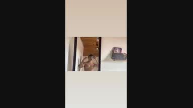 Meee