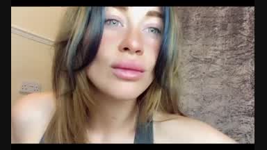 💋