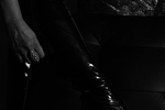 B&W
