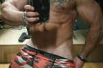 show off on gym