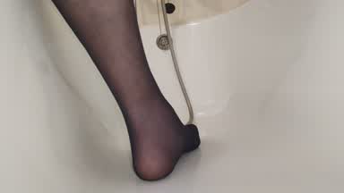 Pantyhose showering feet