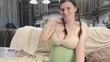 Pregnant Squirt