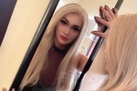 BLONDE