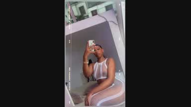 vanniall ๐ โ mmmm sexy dam