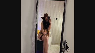 carly💞follow me to see when the show is online & join fanclub for extra goodies! — HALLOWEEN