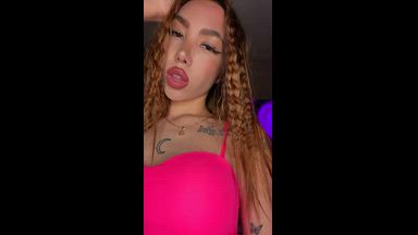 pink outfit
