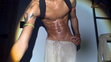 blackbulltitus — Click this if you love looking at my body! 😉💪