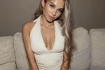 Hotter and more seductive angle - Luci