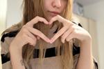 <3