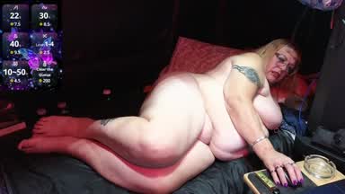 castrated_julie watching porn before bed