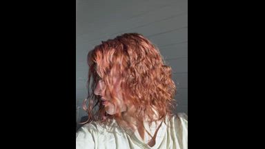 red red curls
