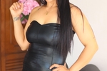 I love the color black (latex)