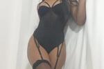 My sexy curves💋