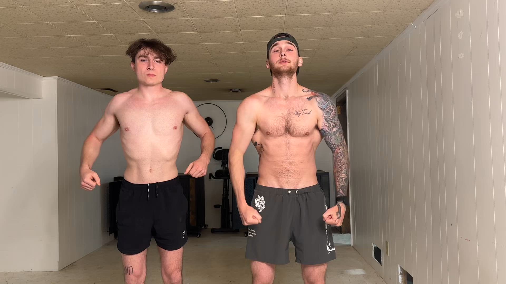 FLEXING SOOO HARD WITH BRO