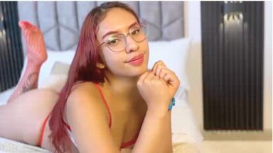 vixen 💜 live Chaturbate webcam gallery thumbnail