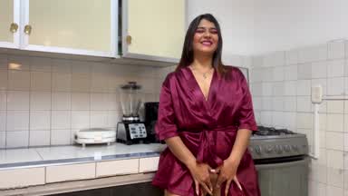 HOUSE WIFE