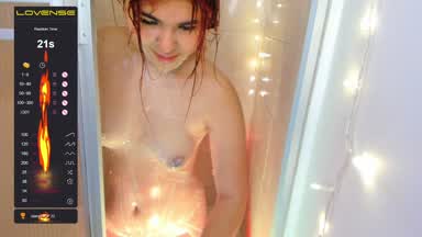 Take a shower with Mia 🥰😋