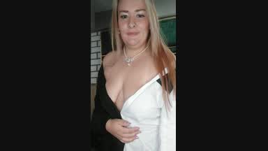 Kisses on my tits‼