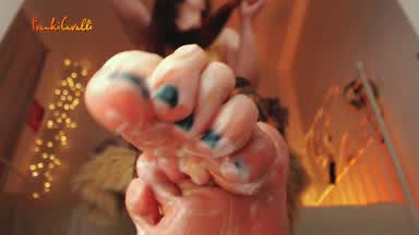 feet n creama