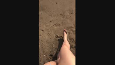 Feet on the sea