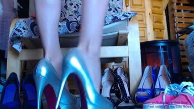 HD Trying 5 pairs of Shoes/Walking/Dangle