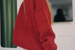 i'm lis ^~^~~~~~~~~ โ Red sweater and cute me