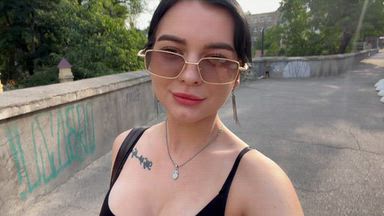 :3