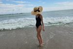 ariana โ Sun,Sea & Me