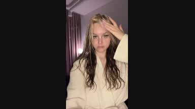 Wet kitty xD