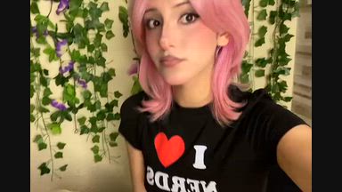 Pink hair<3