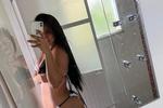 DANI IN THE POOL