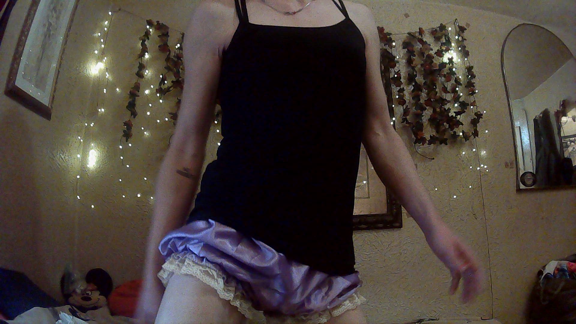 satin blooms baby!