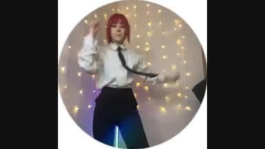 Dancing Makima!