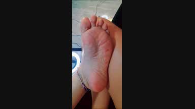 wrinkled feet
