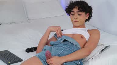 CUM ON MY OVERALL, WOOOW