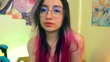 Look into my eyes while you look my hairy pussy🥴