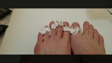 Squishy Painted Toes