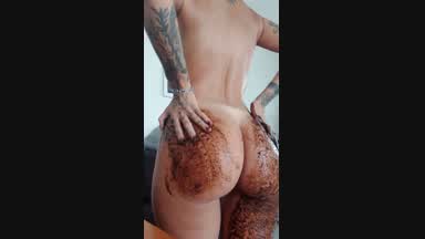 exfoliating my buttocks
