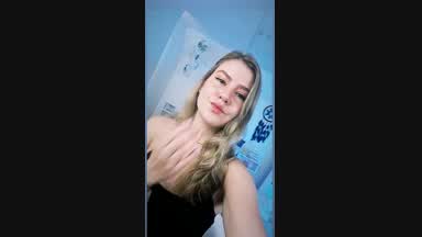😝