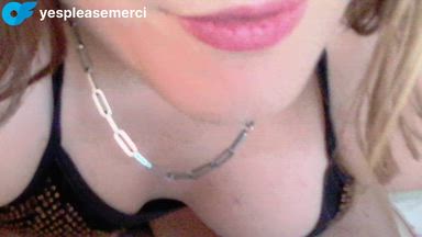 Up Close Pussy Play
