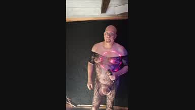 NakedSinger