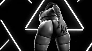 Trailer Megan Diva 1er BDSM Shibari